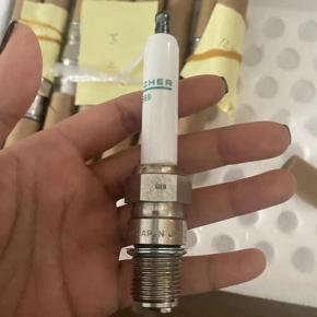 Industrial Gas Generator Spark Plug 1214569 for Engine Model JENBACHER JGS -620/F